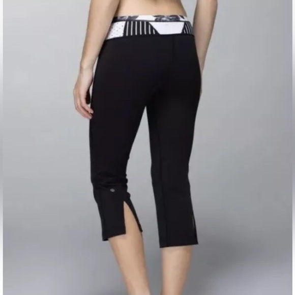 Lululemon Gather And Crow Crop Pants Slit Back Black Quilt Winter Pattern - Picture 2 of 10